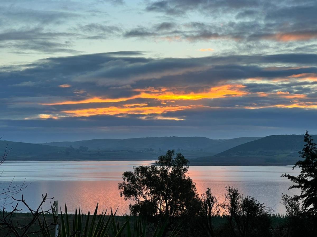 Ferme écologique lac du barrage med ben abdelah Oulad Yakoub Exterior foto