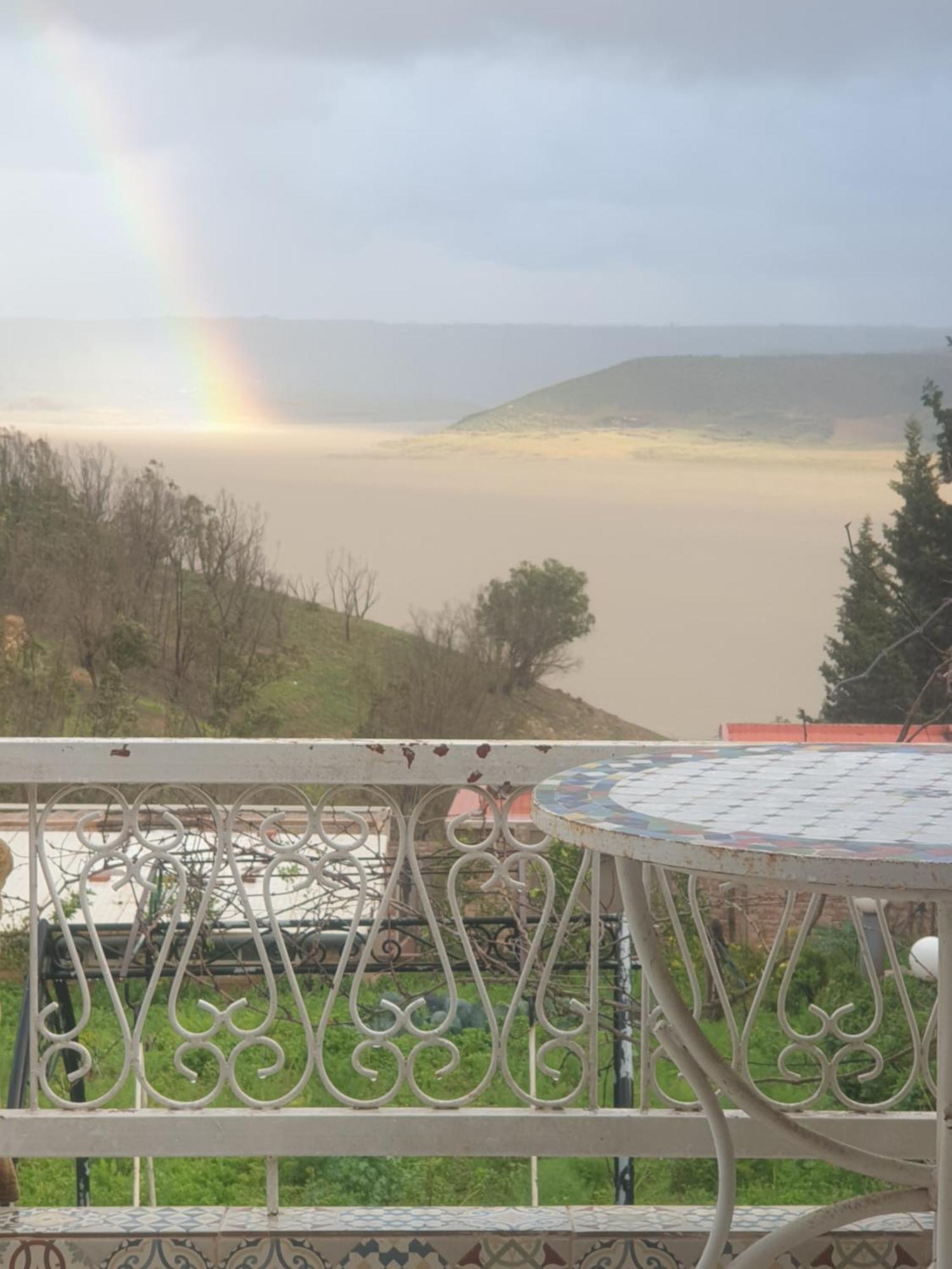 Ferme écologique lac du barrage med ben abdelah Oulad Yakoub Exterior foto